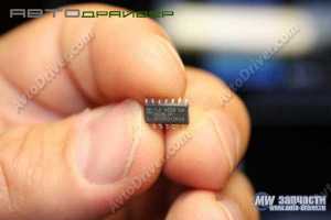 Микросхема TLE4299GM Микросхема TLE4299GM