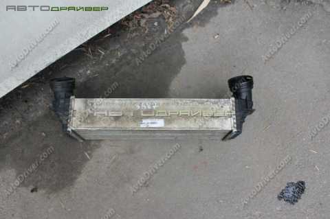 Охладитель наддувочного воздуха BMW X5, X6 17517809321