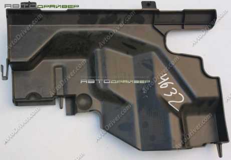 Крышка парприза в ногах правая Mitsubishi LANCER 8002A299