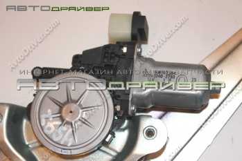 Моторчик стеклоподъемника задней левой двери Mitsubishi Pagero Sport MN182354