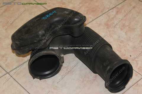 Резонатор системы впуска BMW  X5 13717548899