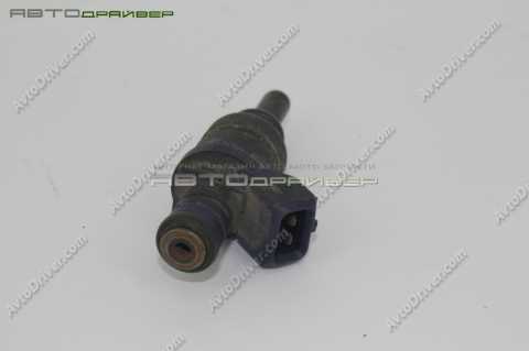 Форсунка топливная BMW 3' 5'  7' X3 X5 13537546245