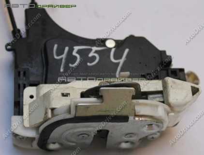 Замок передней правой двери  Mitsubishi LANCER 5715A420