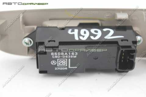 Переключатель стеклоподъемника задней левой двери Mitsubishi Pagero Sport 8608A163 
