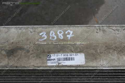 Охладитель наддувочного воздуха BMW X5, X6 17517809321