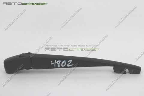 Рычаг заднего стеклоочистителя  Mitsubishi Pagero Sport 8253A029 