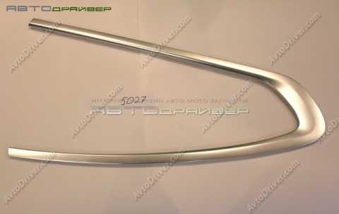 Накладка бокового стекла правая BMW 6' F13 51357275794