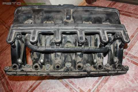 Впускной коллектор 11617525752 BMW 3' 5' X3