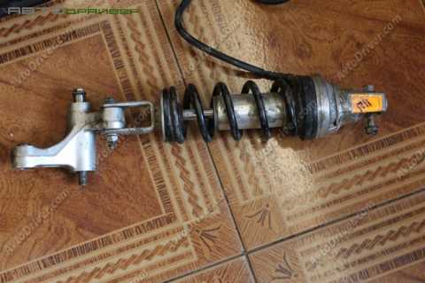 Амортизатор Suzuki 62100-14FE0