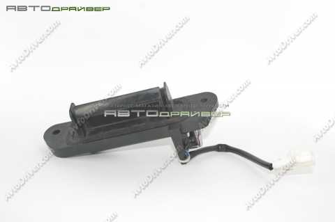 Ручка открывания замка багажной двери Mitsubishi Pagero Sport  5810A025