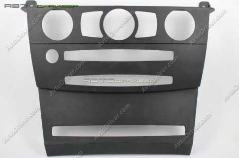Накладка панели приборов средняя BMW 5' 51457063152