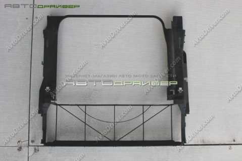 Кронштейн радиатора BMW X5 E53 17101439105
