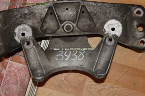 Несущий кронштейн КПП BMW 7' Е65 22326772288