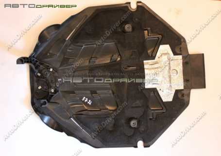 Звукоизоляционный кожух BMW X5, X6 13717577456