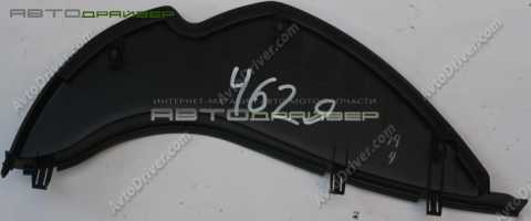 Правая боковая накладка парприза Mitsubishi LANCER 8002A180XA