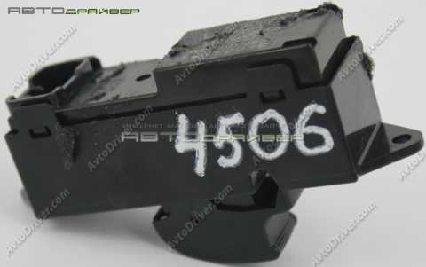 ПерекПереключатель управления стекла Mitsubishi LANCER  8608A065