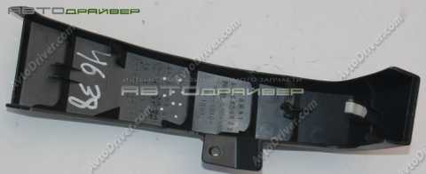 Накладка парприза справа от перчаточного ящика Mitsubishi LANCER  8006A066XA