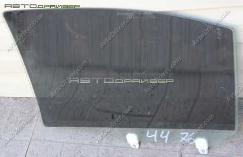 Стекло левой задней двери Mitsubishi LANCER 5736A317