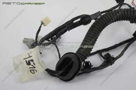 Жгут проводов крышки багажника Mitsubishi LANCER 8512A330