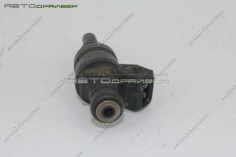 Форсунка топливная BMW 5' Е39, 7' Е38 13641703819